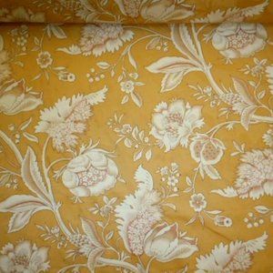 Jay Yang Hatfield in Maize Fabric